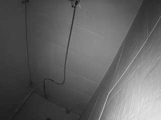 voyeurcam jb shower 1